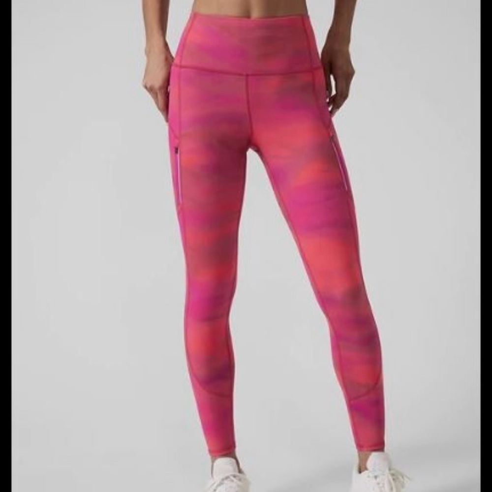 Athleta Women’s Rainier Printed Tight - Size Small